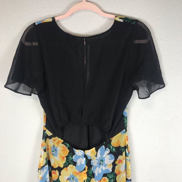 Club Monaco Coran Floral Flutter-Sleeve Cutout Midi Dress Size 8 - Picture 12 of 12